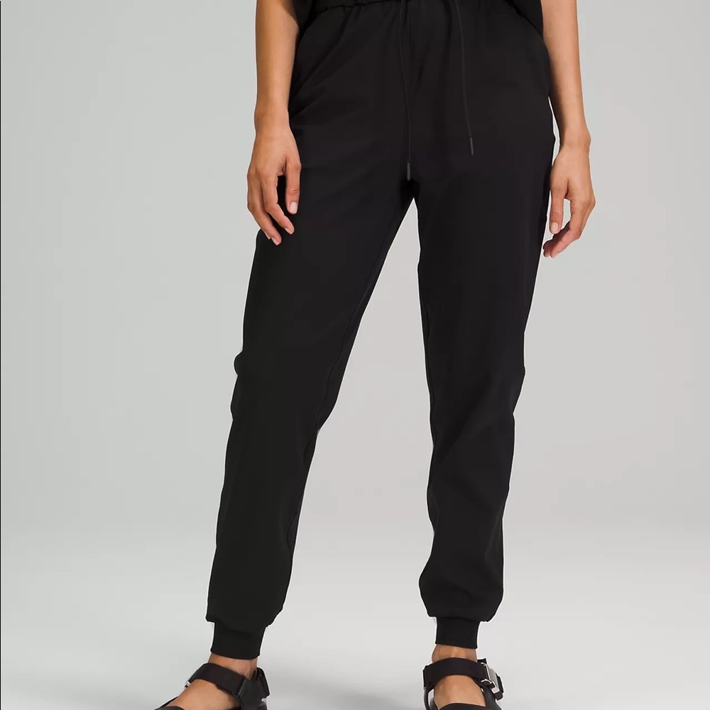 Lululemon Stretch High-Rise Jogger Full Length